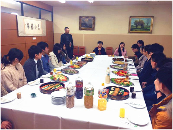 沈纯琼副院长慰问在日留学生