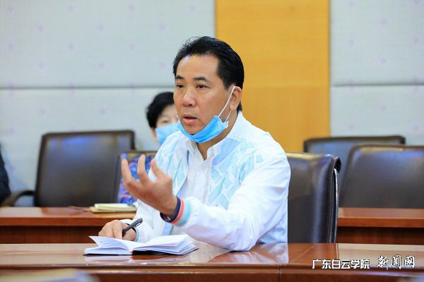 董事长谢可滔讲话.jpg