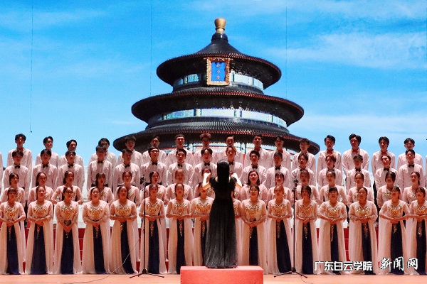 06我爱你，中国.jpg