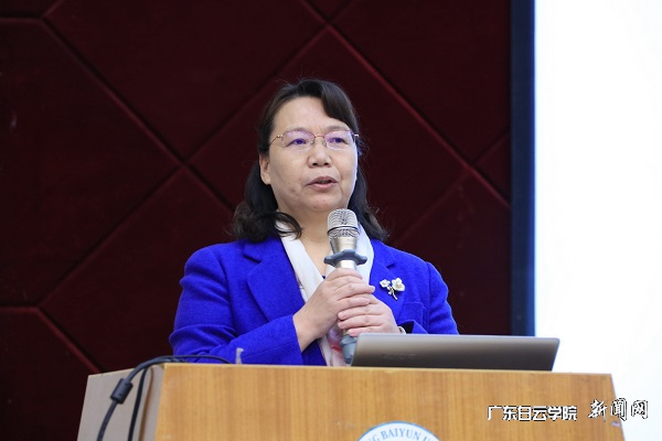 副校长程玮总结讲话.jpg