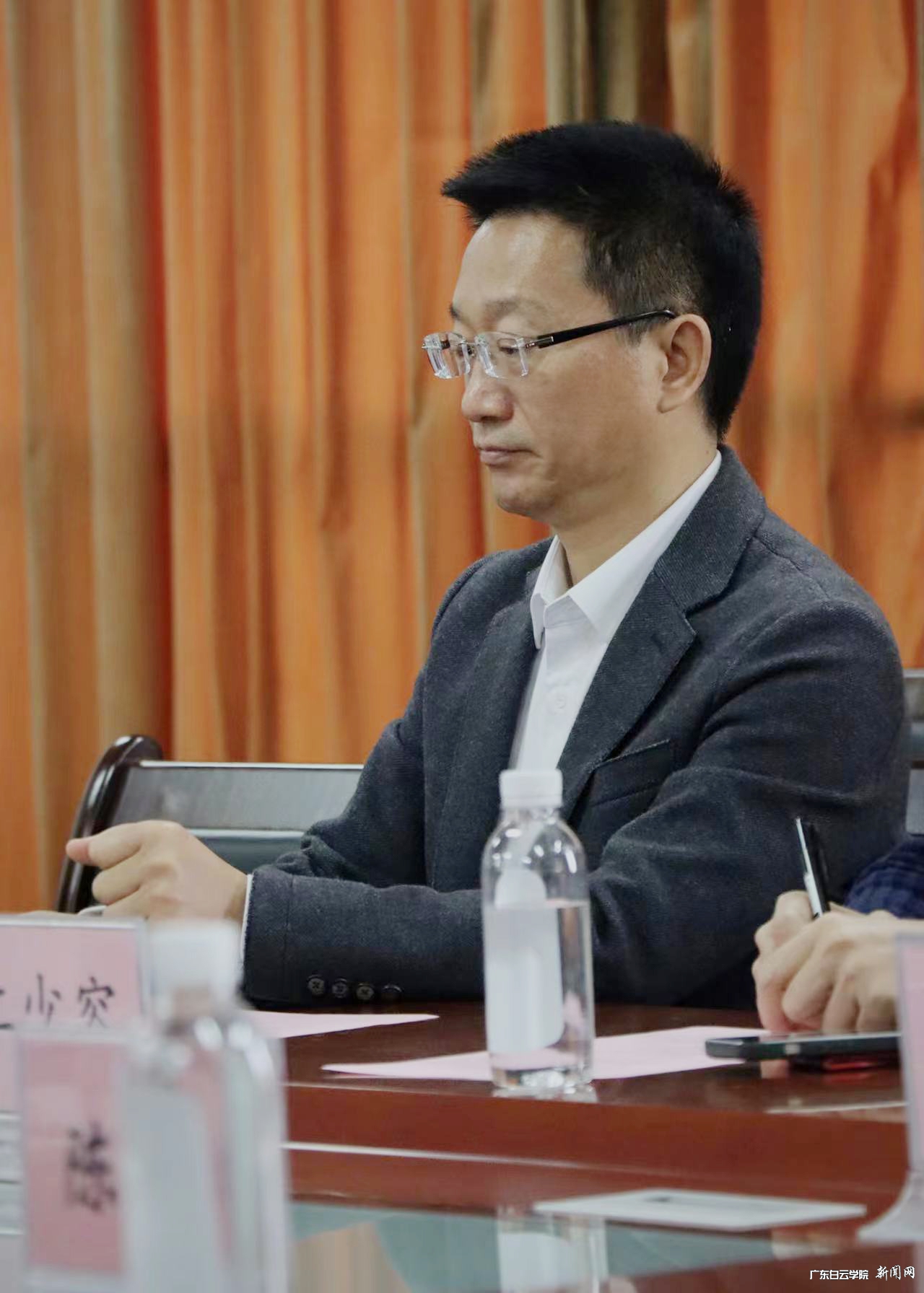 3-陈春发副校长总结发言.jpg